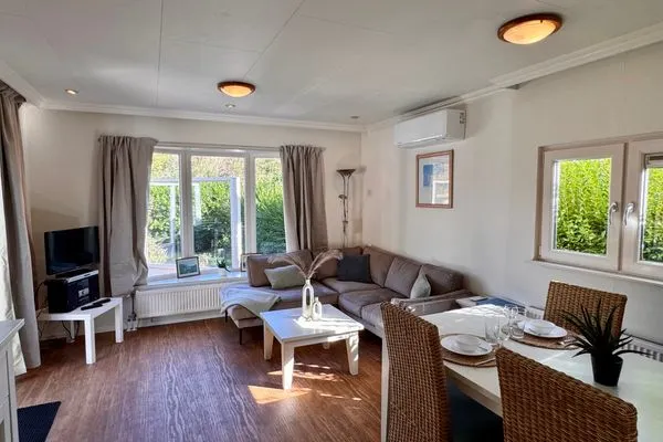  EuroParcs Schoneveld / Breskens Chalet am Strandaufgang Haus Nr. B029