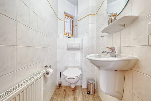 Gäste-WC Ferienpark Freesenbruch Reihenhaus 6a - Möwe