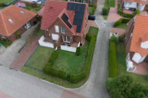  Haus Seefahrer Dornumersiel - Vogelperspektive