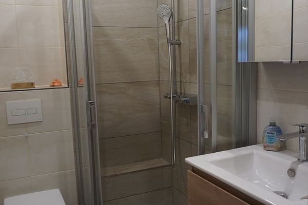  Ferienhaus MeerLiebe Dornumersiel - Badezimmer