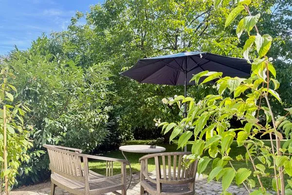 Ferienanlage Villa Hoyerberg Ferienwohnung Villa Hoyerberg Allgäu Lindau und Umgebung - Sitzbereich im Garten