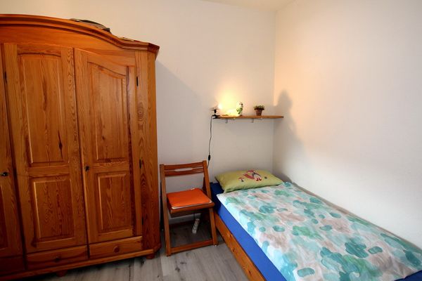  Ferienwohnung Strandloper Dornumersiel - Schlafzimmer