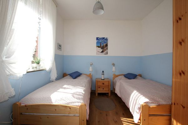  Haus Seeanemone Dornumersiel - Schlafzimmer