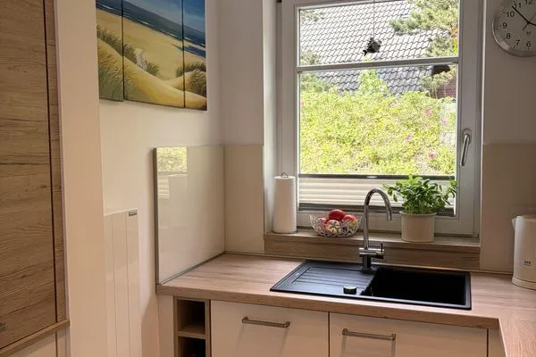 Küche / Küchenzeile  Silbermöwe Haus 02