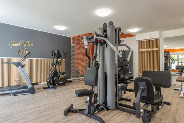 Fitness  Ferienwohnung Goldfisch mit Balkon, Wellness- und Kinderspielbereich