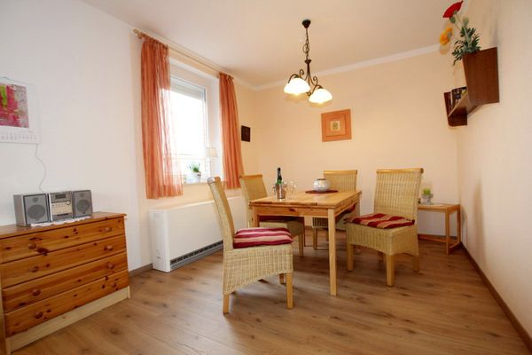  Haus Seeadler Dornumersiel - Wohnzimmer
