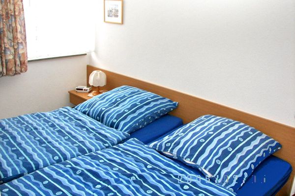  Haus Seeigel Dornumersiel - Schlafzimmer