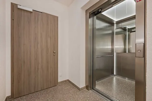Fassade / Eingang  Ferienwohnung Goldfisch mit Balkon, Wellness- und Kinderspielbereich