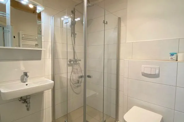 Badezimmer  Wohnung Ankerplatz EG