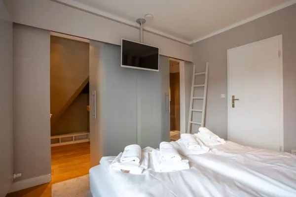 Doppelbett mit Bad on Suite  List Lounge