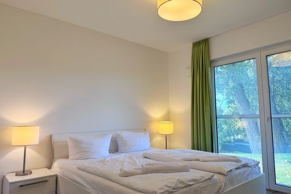 Moderne Erdgeschosswohnung mit 3 Schlafzimmern und Kamin