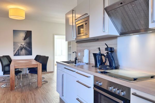 Moderne Erdgeschosswohnung mit 3 Schlafzimmern und Kamin