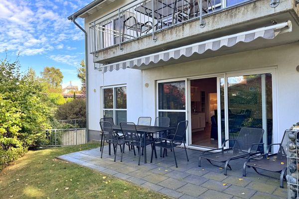 Moderne Erdgeschosswohnung mit 3 Schlafzimmern und Kamin