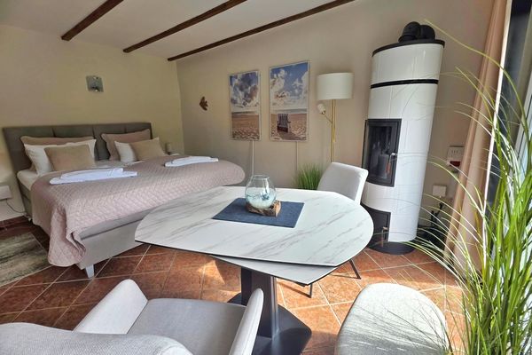 Idyllisches kleines Ferienhaus am Hochufer von Lohme