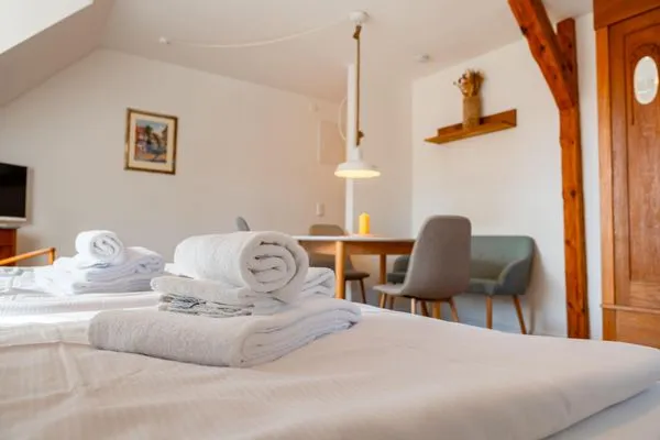  Lassen Hof Ferienwohnung 'Mohnfeld' in Brodersby an der Schlei