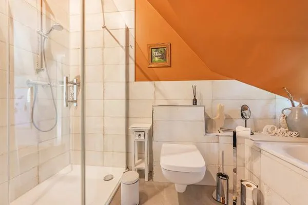 Badezimmer  Ferienhaus Ferdinand mit Sauna, Kamin und Terrasse - Hunde willkommen