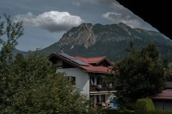 Gartenblick  OBSC Chalet 815 ü.M.