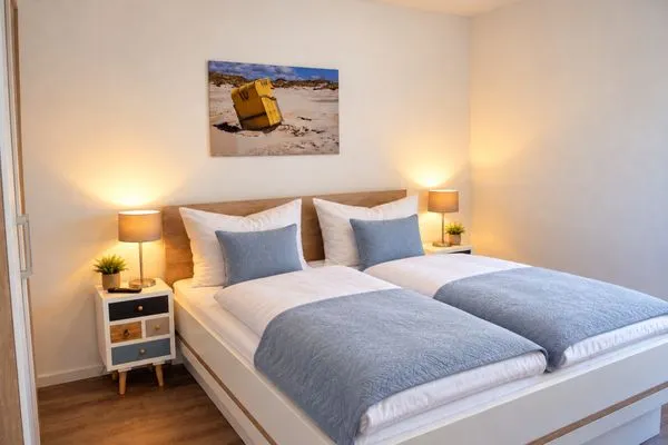 Schlafzimmer mit TV und Meerblick  Meerblick (50.4.N)