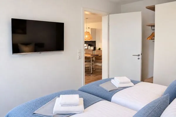Schlafzimmer mit TV und Meerblick  Meerblick (50.4.N)