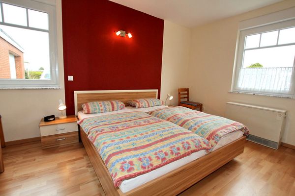  Haus Scholle Dornumersiel - Schlafzimmer