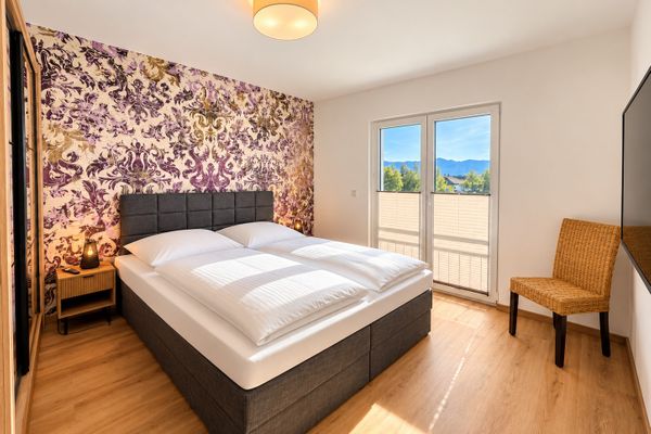  Ferienhaus Das Steinhäubl Ferienwohnungen in Lechbruck - 