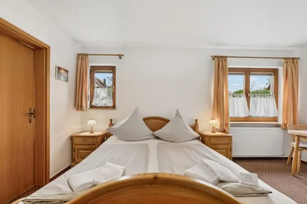 Gästehaus Reutemann Gästehaus Reutemann Zimmer 1 Nonnenhorn - 