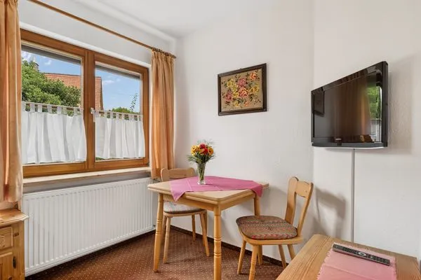 Gästehaus Reutemann Gästehaus Reutemann Zimmer 1 Nonnenhorn - 