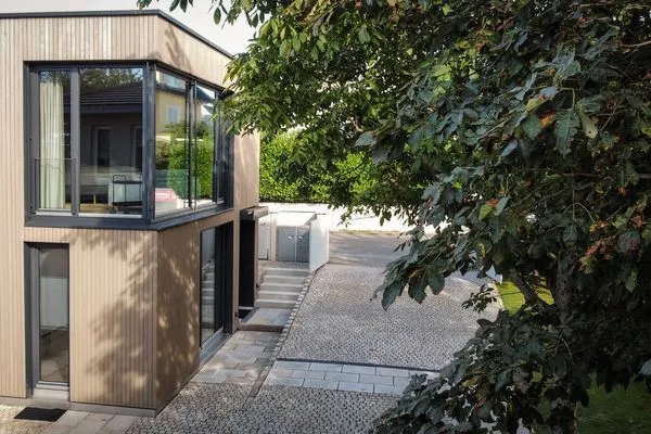  Ferienwohnung Lakeside Lodge Nonnenhorn - Fassade / Eingang