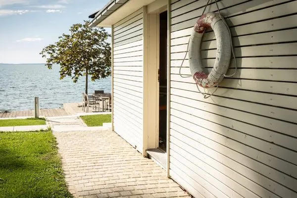  Ferienwohnung Lakeside Lodge Nonnenhorn - Privater Seezugang