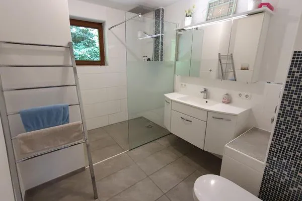 Badezimmer  Ferienwohnung "Ampergarten"