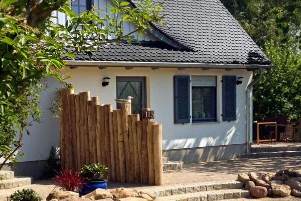 Hauptansicht  Haus LUV
