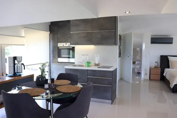 Küche / Küchenzeile  Assini View