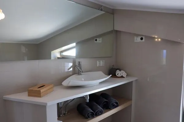 Badezimmer  Assini View