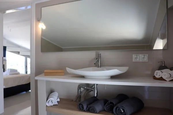 Badezimmer  Assini View