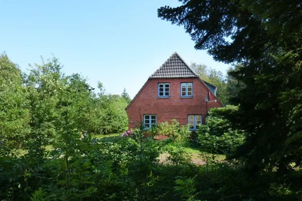 Garten vom Ferienhaus Koggenhüs mit Garten in Norddorf auf Amrum  Ferienhaus *Koggenhüs*
