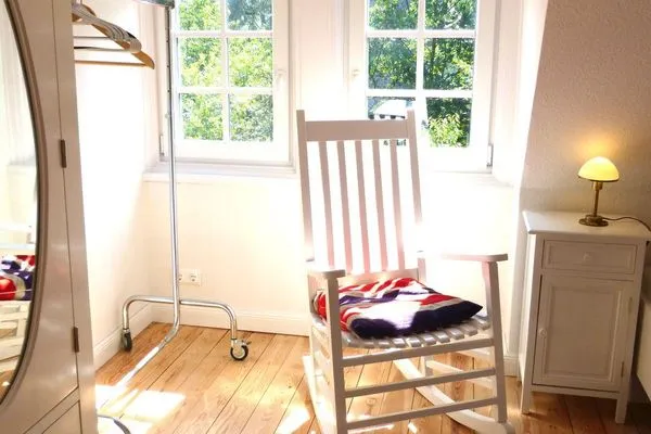 Schaukelstuhl im Ferienhaus Koggenhüs in Norddorf auf Amrum  Ferienhaus *Koggenhüs*