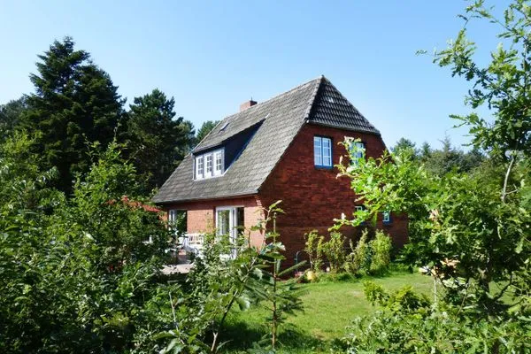 Ferienhaus Köggenhüs mit Garten in Norddorf auf Amrum  Ferienhaus *Koggenhüs*
