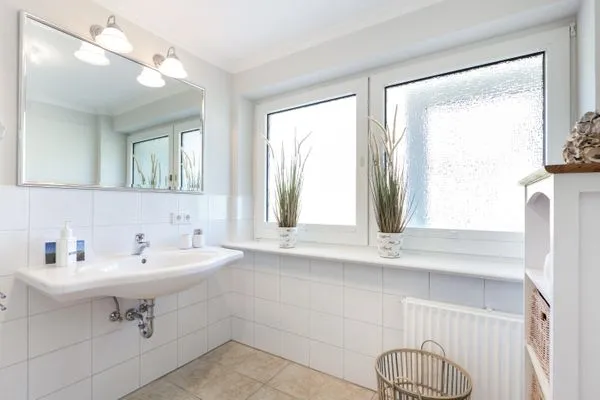 Badezimmer  Haus Weissenburg Whg. EG West