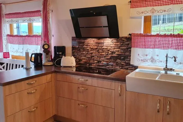 Küche / Küchenzeile Feriendorf Via Claudia Haus 65 Casa Bavaria