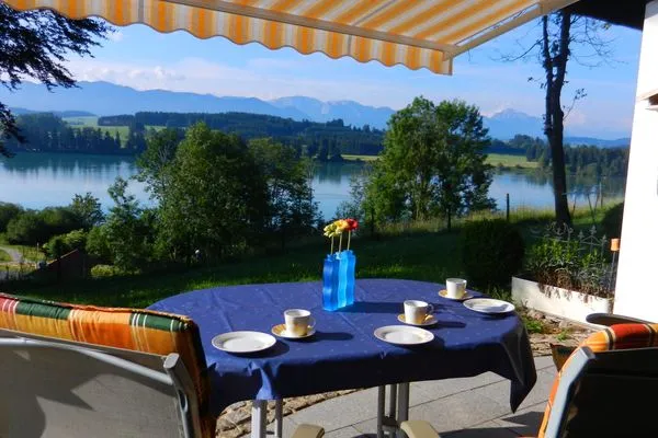 Gartenblick Feriendorf Hochbergle Haus 142 - Lechseeblick