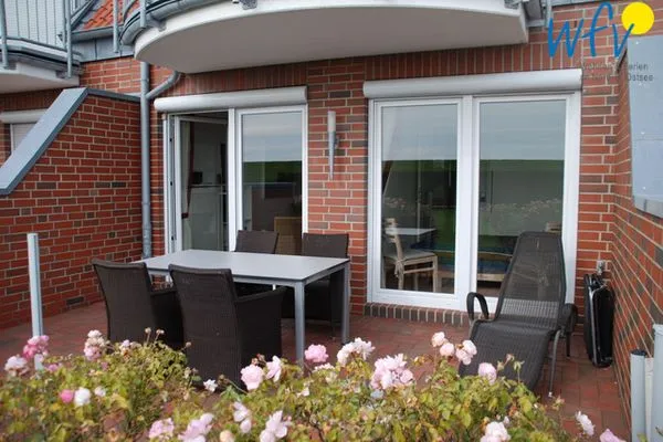Terrasse Haus Ebbe und Flut Ferienwohnung Deichläufer