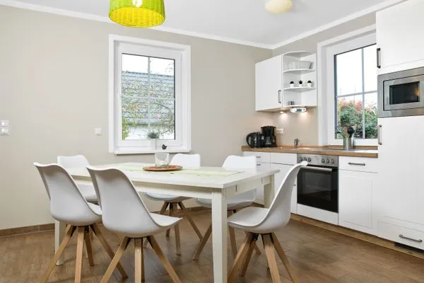 Küche / Küchenzeile  Haus LEE