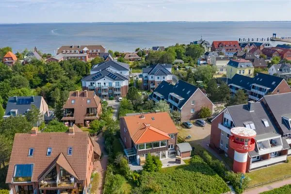 Haus Kap Hoorn in Wittdün, Blick Richtung Richtung Nordosten Richtung Fähranleger Haus Kap Hoorn Ferienwohnung Seeblick