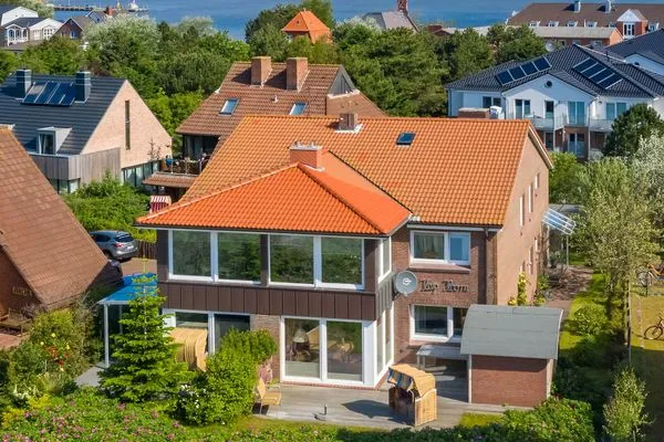 Haus Kap Hoorn in Wittdün, Blick Richtung Norden über das Dorf auf die Nordsee Haus Kap Hoorn Ferienwohnung Seeblick