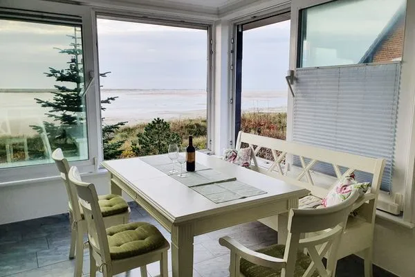 Blick über den Kniepsand auf die Nordsee aus der Ferienwohnung Gorch Fock im Haus Kap Hoorn in Wittdün auf Amrum Haus Kap Hoorn Ferienwohnung Gorch Fock
