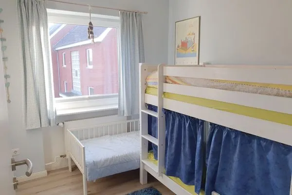 3. Schlafzimmer mit Doppelstockbett in der Ferienwohnung Gorch Fock in Wittdün auf Amrum Haus Kap Hoorn Ferienwohnung Gorch Fock