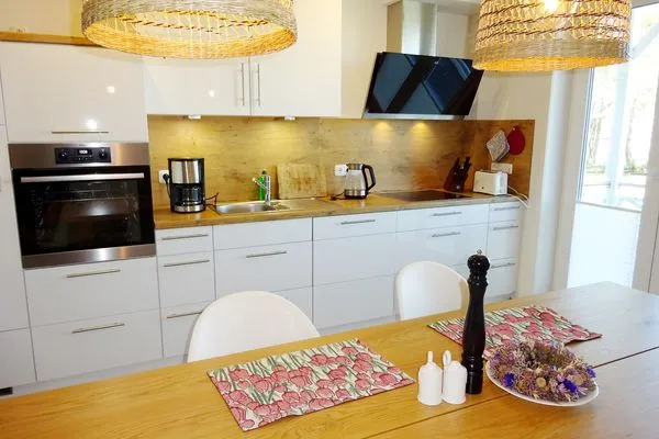 Küche in der Ferienwohnung Weiße Düne 4 in Wittdün auf Amrum Haus *Weiße Düne* Ferienwohnung Weiße Düne 4