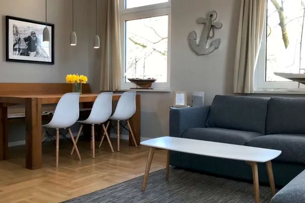 Wohnzimmer / Essbereich Haus Inselrose Ferienwohnung Ankerrose