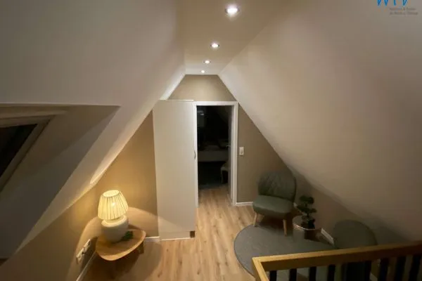 Oberer Flur mit Sitzmöglichkeiten Strandhaus Ferienwohnung Backbord