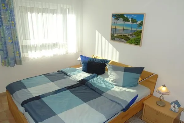 Schlafzimmer mit Doppelbett Residenz am Strand Dünentraum -  Wohnung 1-05